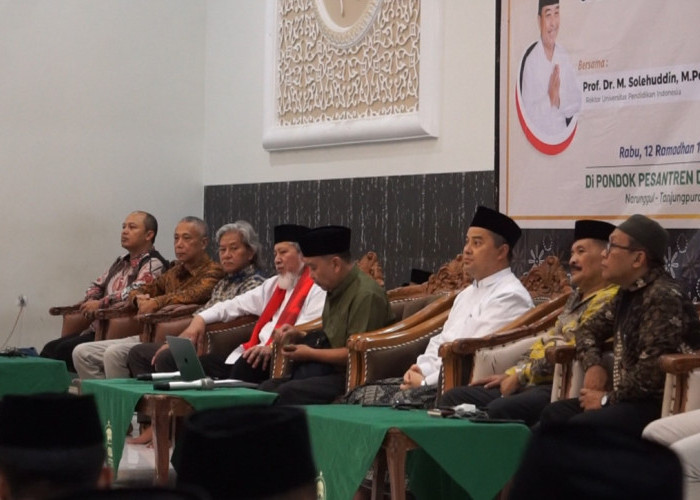 Rektor UPI Bekali Santri Darussalam Hadapi Era Disrupsi, Harus Kuasai Teknologi Tanpa Tinggalkan Nilai Agama