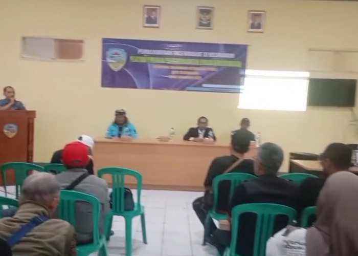 Tingkatkan Wilayah Melalui Kolaborasi Aktif RT RW, Kabid Tibum Tranmas dan Linmas Beri Pembekalan