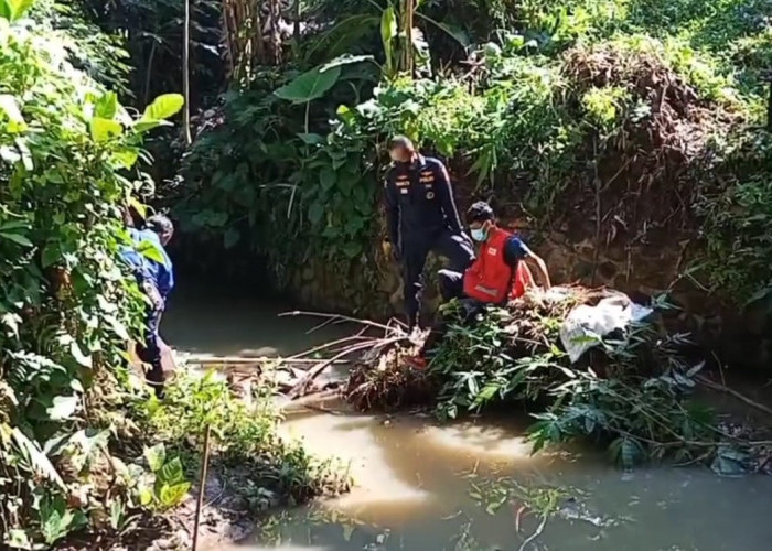 Seorang Pria Ditemukan Tak Bernyawa di Selokan, Korban Ternyata Sempat Dinyatakan Hilang Dua Hari