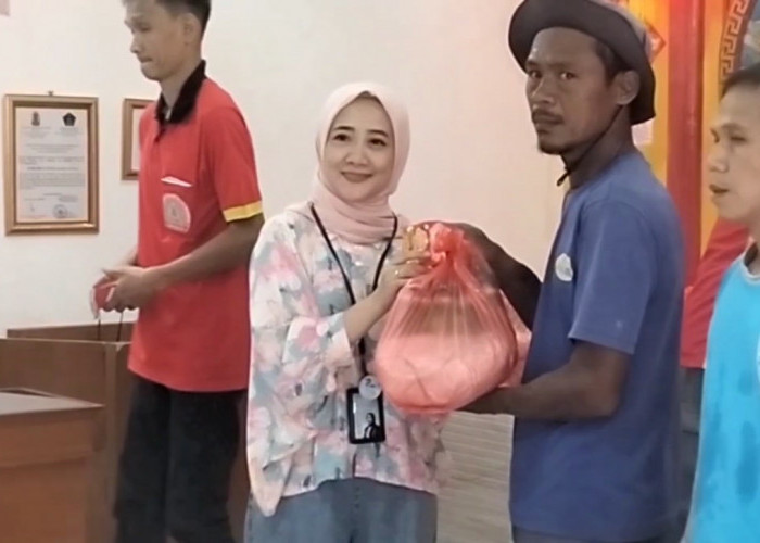 Sambut Imlek, MAKIN Banjar Berbagi Paket Sembako, Sasar Penerima Kategori Masyarakat Kurang Mampu