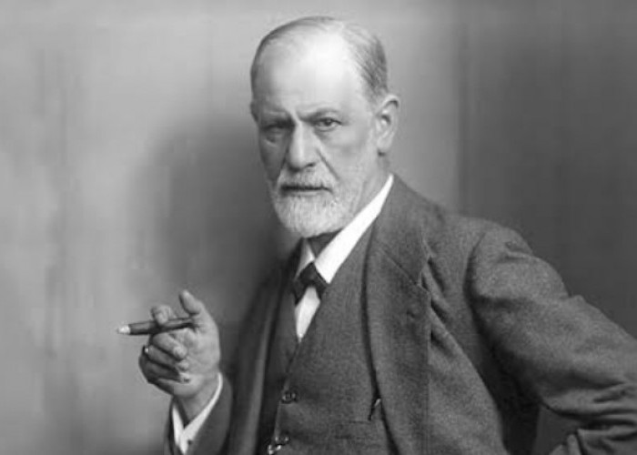 Dihisap dari Dalam: Mengapa Berteman dengan Orang NPD adalah Ancaman bagi Kewarasan Anda Menurut Freud