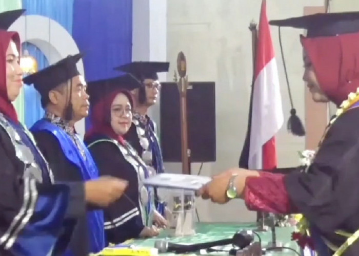 Pascawisuda, Lulusan STISIP Bina Putera Banjar Diminta Ciptakan Lapangan Kerja