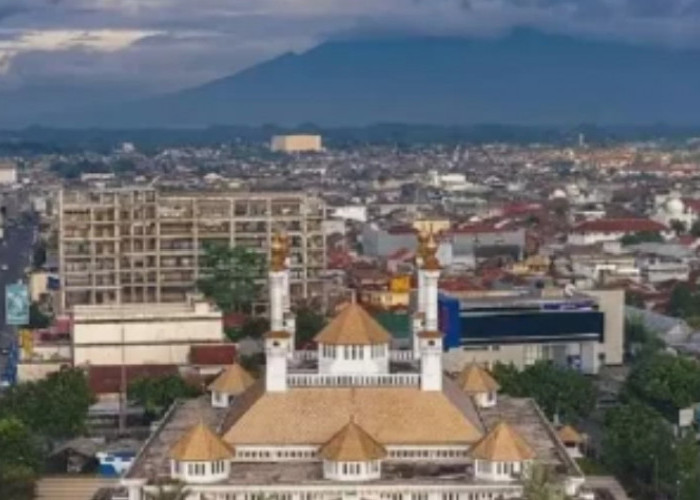 Lebih dari Sekadar Kelom Geulis: Menelusuri Jejak Kreativitas di Kota Santri