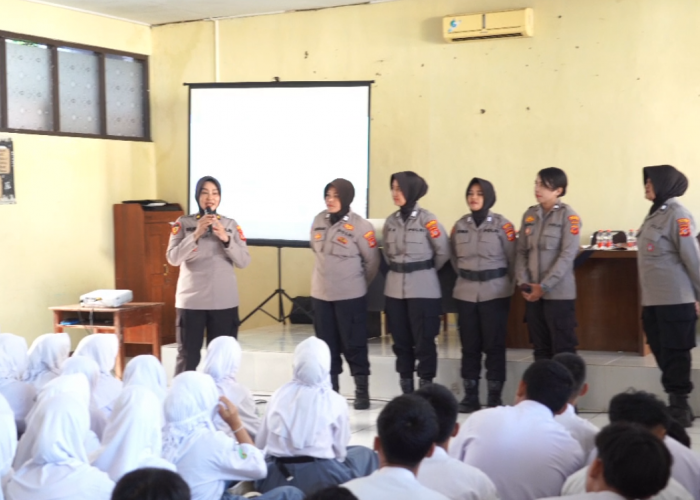 Pertama di Indonesia, Polwan Polres Tasik Kota Ngajar di Madrasah, Sinergi Bersama PGM Cegah Kenakalan Remaja