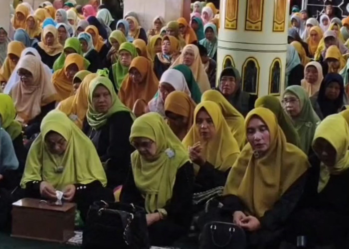 Ribuan Warga Ciamis Ikuti Istigosah Akhir Tahun, Ungkapan Rasa Syukur Serta Mohon Perlindungan Sang Pencipta 