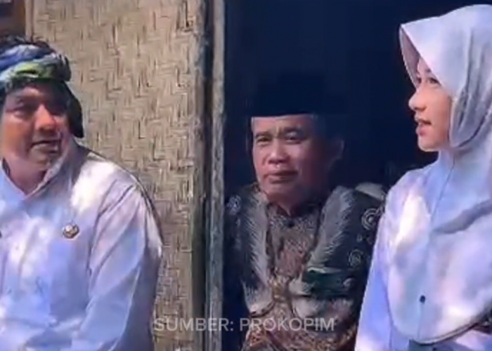 Diky Chandra Temui Pelajar Yang Tinggal di Gubuk Reyot, Beri Bantuan Hingga Pikirkan Solusi Jangka Panjang