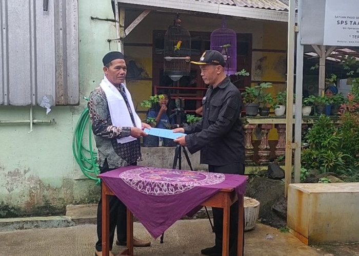 Pelantikan RW 10 Panglayungan Sarat Budaya Lokal, Elan Carlan Kembali Terpilih Untuk Periode 2026-2031