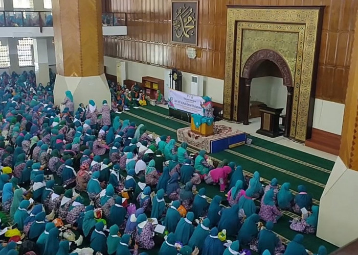 Ribuan Jemaah BKMM-DMI Kabupaten Sumedang Padati Masjid Agung Kota Tasikmalaya, Ada Apa?