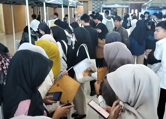 Menanti Hasil Job Fair, 5819 Orang Masih Nganggur, Dinas Tunggu Penempatan Pencari Kerja Pada 32 Perusahaan   
