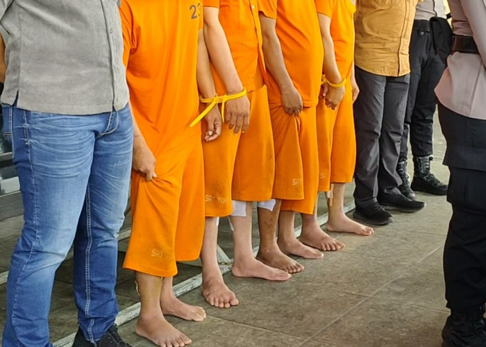 Polisi Ungkap Pencurian Modus Ganjal ATM Lintas Provinsi, Empat Tersangka Diamankan Satu Jam Setelah Kejadian