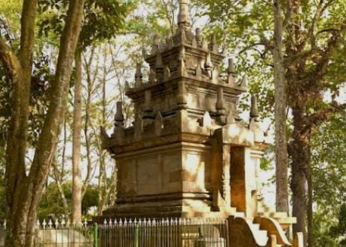 Harga Tiket Masuk, Rute, dan Fasilitas Candi Cangkuang Garut Update 2026