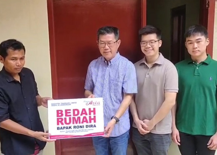 Plaza Asia Bedah Rumah Warga, 15 Tahun Tak Layak Huni Kini Rumah Milik Roni Sudah Berdiri Kokoh