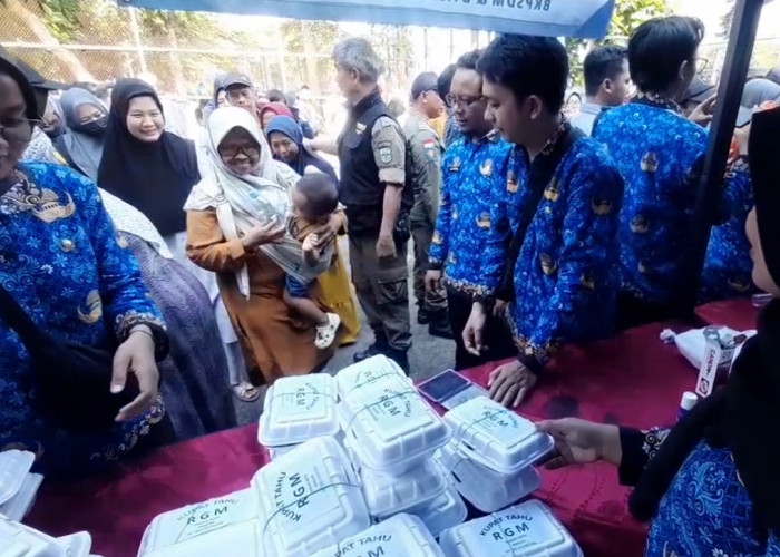 Rayakan Hari Jadi Ke-21, Ribuan Warga Kota Banjar Dapat Makan Gratis