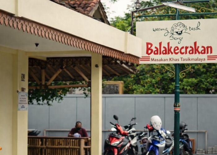 Wajib Coba! Warung Balakecrakan, Warung Sunda Legendaris di Tasikmalaya