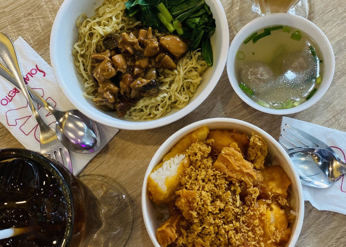 Satu Meja Dua Selera, Mie Ayam dan Rice Bowl Jadi Pilihan Makan