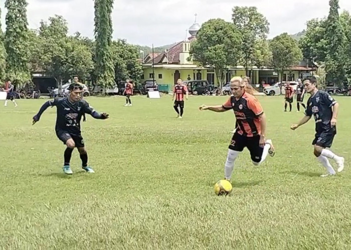 Tarik Minat Pemain Muda Lewat Pertandingan Sepak Bola Usia 40, Ajak Tetap Semangat Berkompetisi