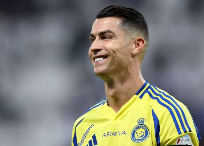 Jejak Karier CR7: Sejarah dan Transformasi Cristiano Ronaldo di Dunia Bola