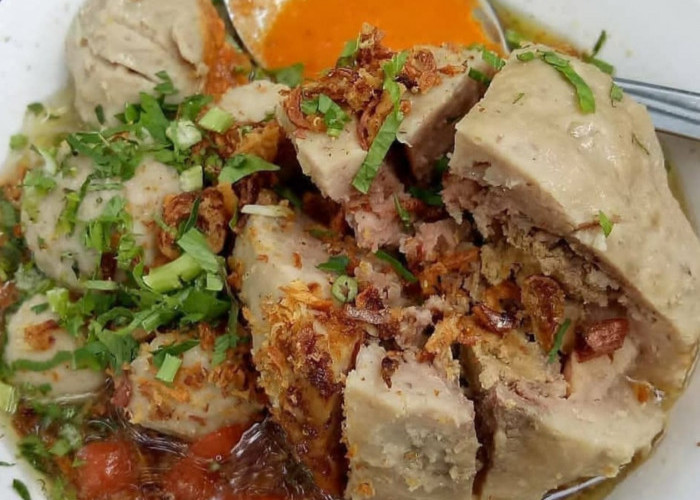 Mie Bakso Ronyok Kuliner Favorit di Garut,  Bakso Besar dengan Harga Terjangkau yang Bikin Ketagihan