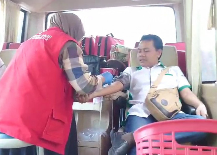 PMI Kekurangan Pasokan Darah Hingga 500 Labu Per Bulan, Donor Darah Keliling Jadi Salah Satu Solusi