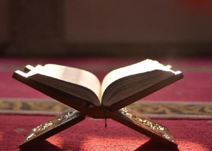 Banyak yang Bertanya! Kenapa Al-Qur’an Tidak Disusun Sesuai Urutan Wahyu? Begini Jawaban Buya Yahya