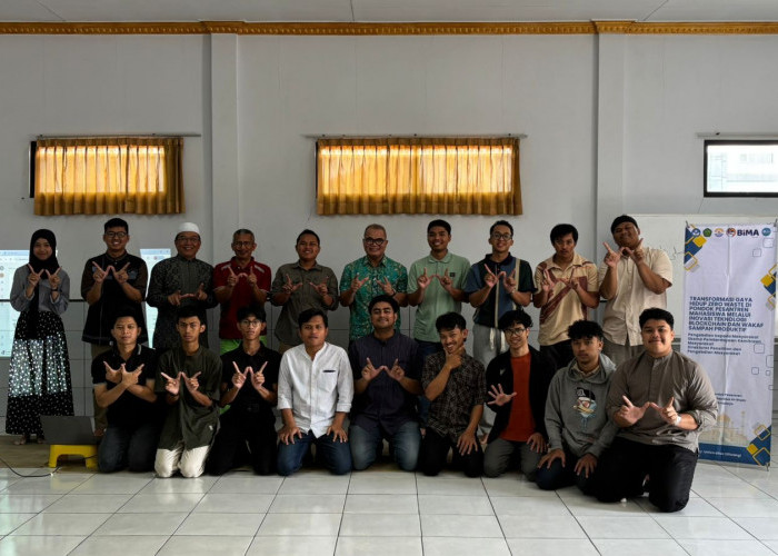 Pesantren Al-Ihsan Tasikmalaya Pionir Wakaf Sampah Berbasis Blockchain di Indonesia