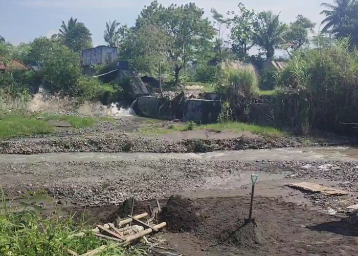 Tambang Ilegal Galunggung Rusak Jalan Cisinga, Dewan Apresiasi Rencana Gubernur KDM Tertibkan Tambang