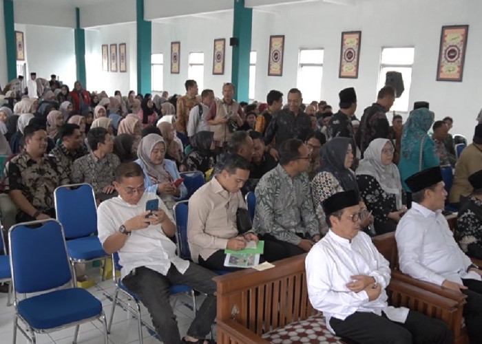 Wamenag Tekankan Pentingnya Pendidikan Inklusif dan Moderat, Disambut Hangat Oleh Civitas Akademika IAI Tasik