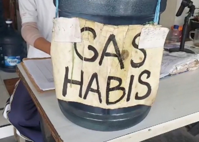 Kebijakan Pusat Matikan Rejeki Pengecer Gas 3 Elpiji Kilogram, Warga Merasa Kesulitan Dapat Gas 