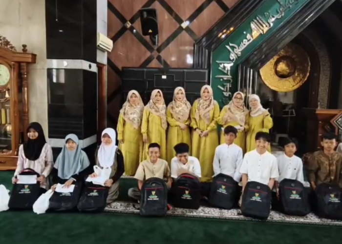 132 Anak Yatim Terima Santunan Gebyar Muharram, Majelis Ta'lim Ciamis Bagikan Bantuan dari Sedekah Subuh