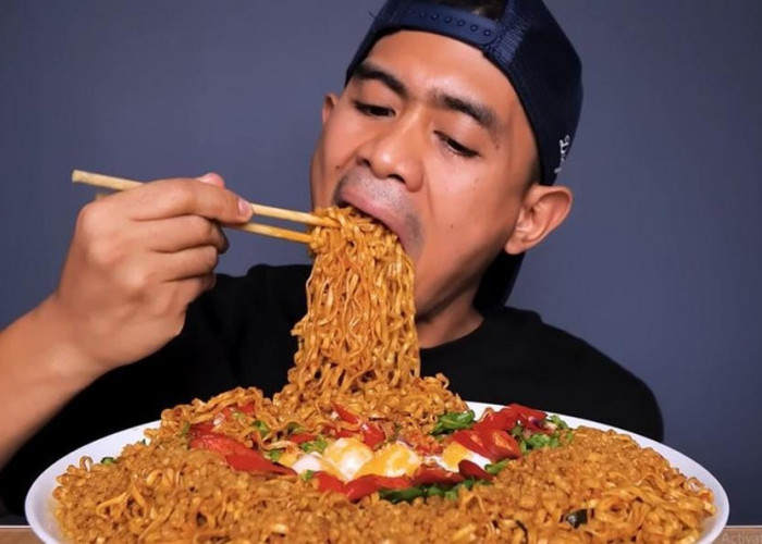 5 Rahasia Tanboy Kun Menghadapi Makanan Super Pedas Tanpa Tumbang  