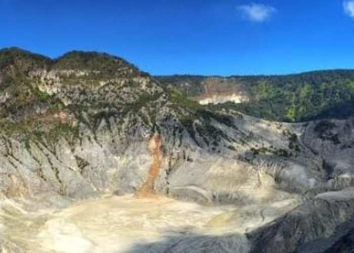 OOTD di Atas Awan: Panduan Berburu Foto Estetik di Gunung Tangkuban Perahu Bandung