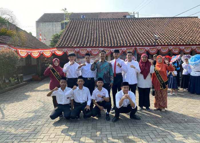 Pemuda Penggerak RW 12 Cibatur Gelar Rangkaian HUT RI ke-80 dengan Stand Pameran Produk Lokal