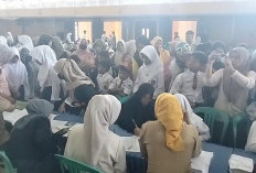 Ribuan Siswa Terima Bantuan Uang Untuk Perlengkapan Sekolah, Disdikbud Banjar Minta Bantuan Diawasi