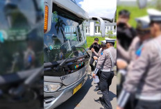 Operasi Keselamatan Lodaya 2026, Polisi Lakukan Ramp Check Bus di Depan Terminal Indihiang