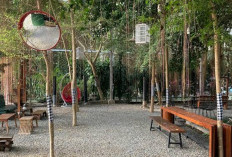 Kala Cafe & Resto Jadi Spot Bukber Hits di Cikoneng, Hadirkan Konsep Estetik dengan Ikon Pesawat