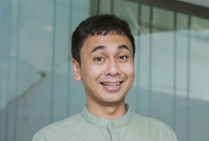 Sebelum Masuk Krisis Usia Tengah, Simak 3 Pesan Penting Raditya Dika Ini: Kunci Bahagia yang Sesungguhnya.
