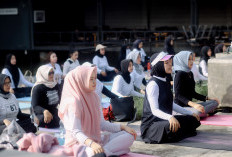Rahasia Menjaga Kesehatan Mental Lewat Gerakan Yoga 