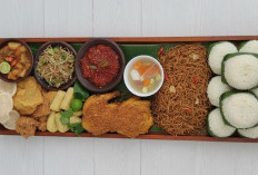 Viral Bukber Hemat Bandung! Liwetan 1 Meter 50K di Rumpun Sunda, Menu Komplet & Tempat Nyaman!