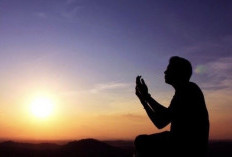 Sederhana Tapi Dahsyat, Kelebihan Beristigfar yang Bisa Mengubah Hidupmu