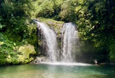 Curug Batu Blek Tasikmalaya: Healing Tipis-tipis Setelah Lebaran Sebelum Balik ke Realita