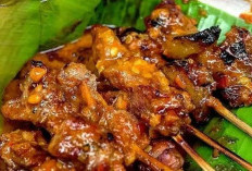 Rela Antre Berjam-jam! Ini Rahasia di Balik Gurihnya Sate Jando Gasibu yang Viral di Bandung