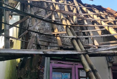 Nyaris Roboh, Rumah Mak Edah Jadi Sorotan Pemerintah, Pemkot Instruksikan Dinsos Segera Turun Tangan