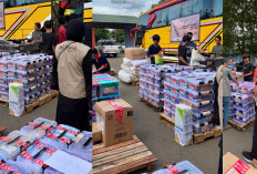 Hi Look dan Warung Makan Gratis Sijum Tasikmalaya Distribusikan 7 Ton Logistik ke Aceh Utara dan Sumatera
