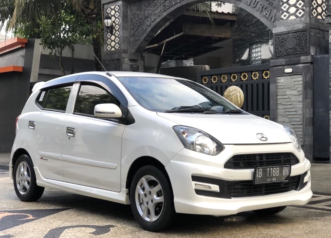 Rekomendasi City Car Bekas, Murah dan Terjangkau!