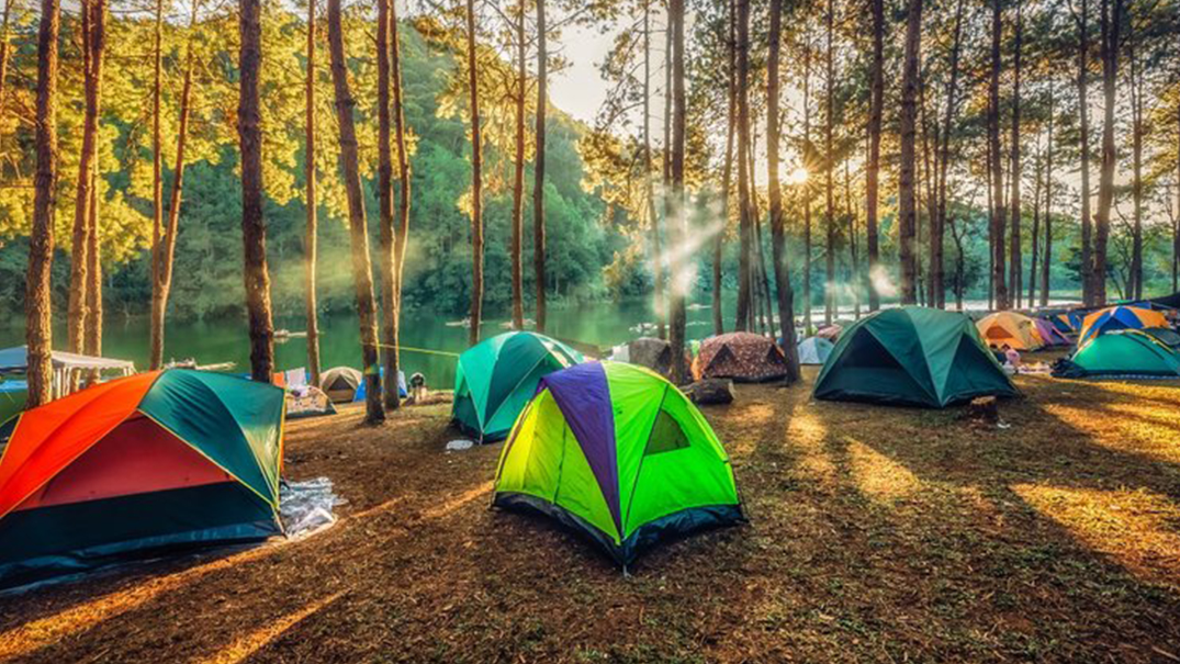 Cari Tenda Camping Dengan Kualitas Terbaik? Ini Dia Mereknya!