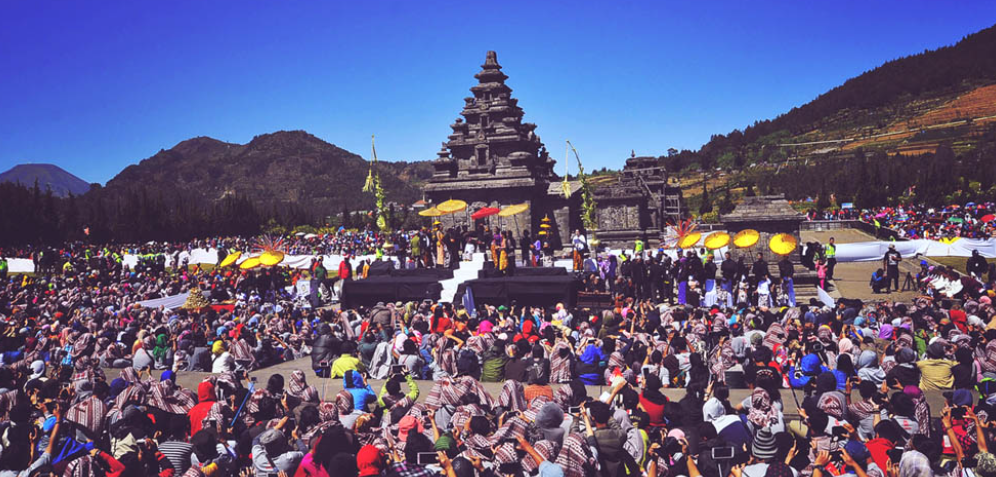 Mengenal Lebih Jauh Adat Budaya Dieng Yang Unik dan Menarik!