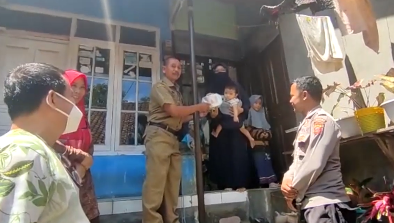 13 Anak Di Kelurahan Cipari Kota Tasikmalaya Dinyatakan Stunting, Pihak Swasta Bantu Berikan Makanan Tambahan