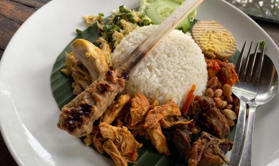 Rekomendasi Kuliner Bali Halal yang Enak dan Menggugah Selera, Wajib Kamu Coba!