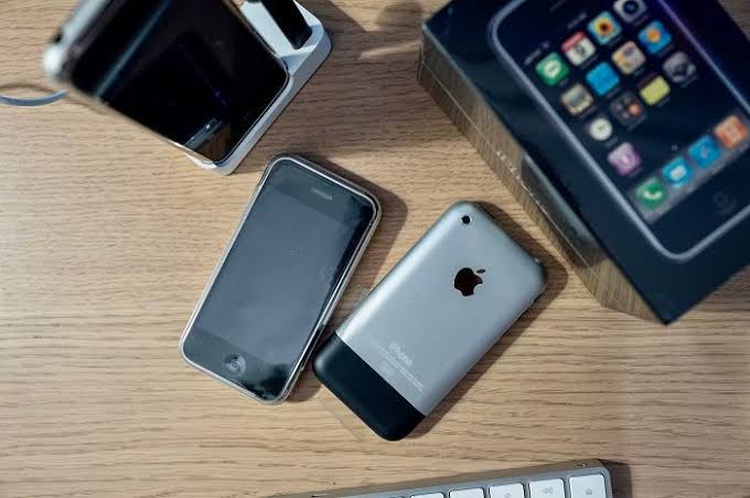 Generasi Iphone Pertama Kamu Yuk Kembali Mengingat Masa Itu